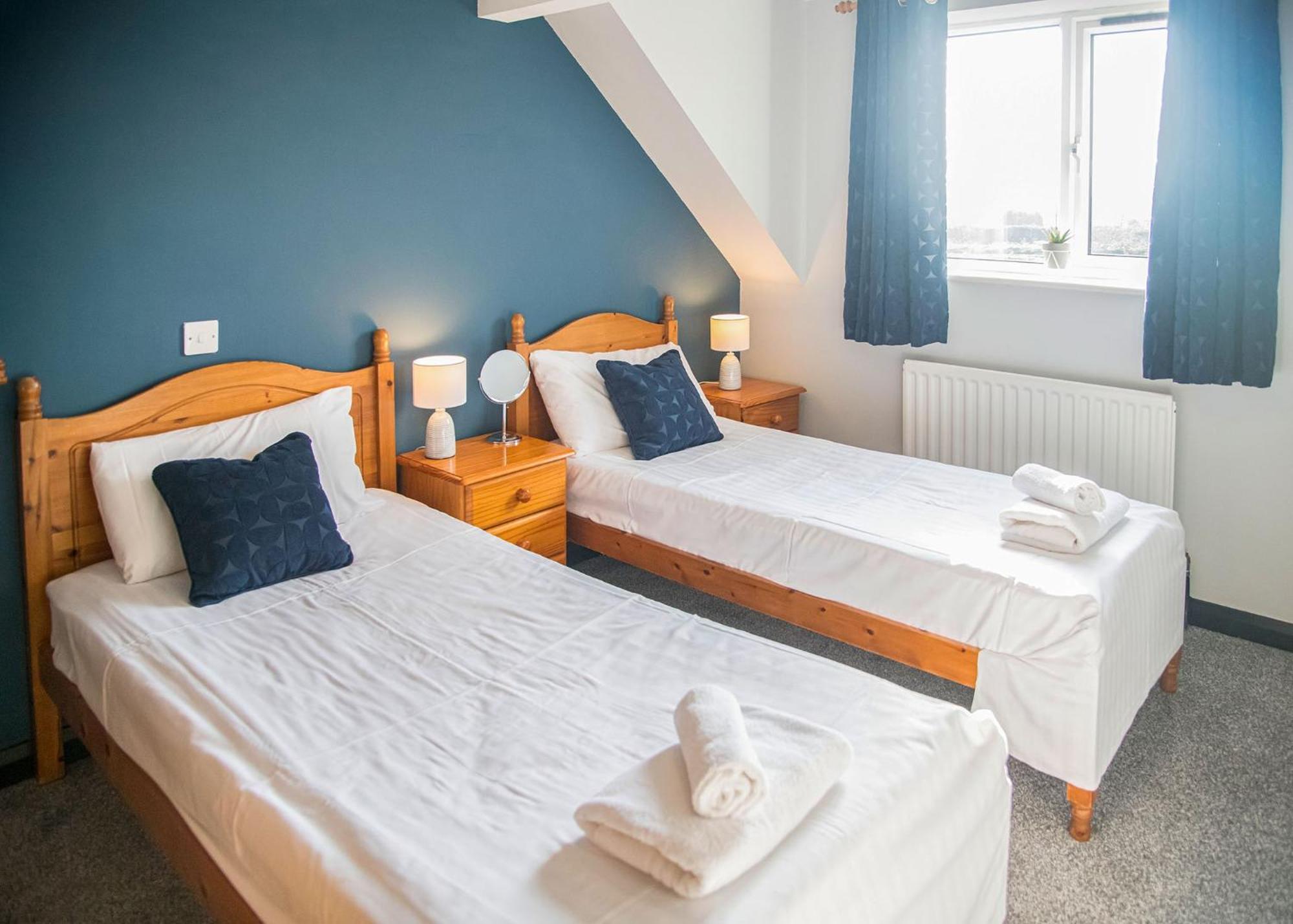 White Rose Country Cottages Thormanby Экстерьер фото