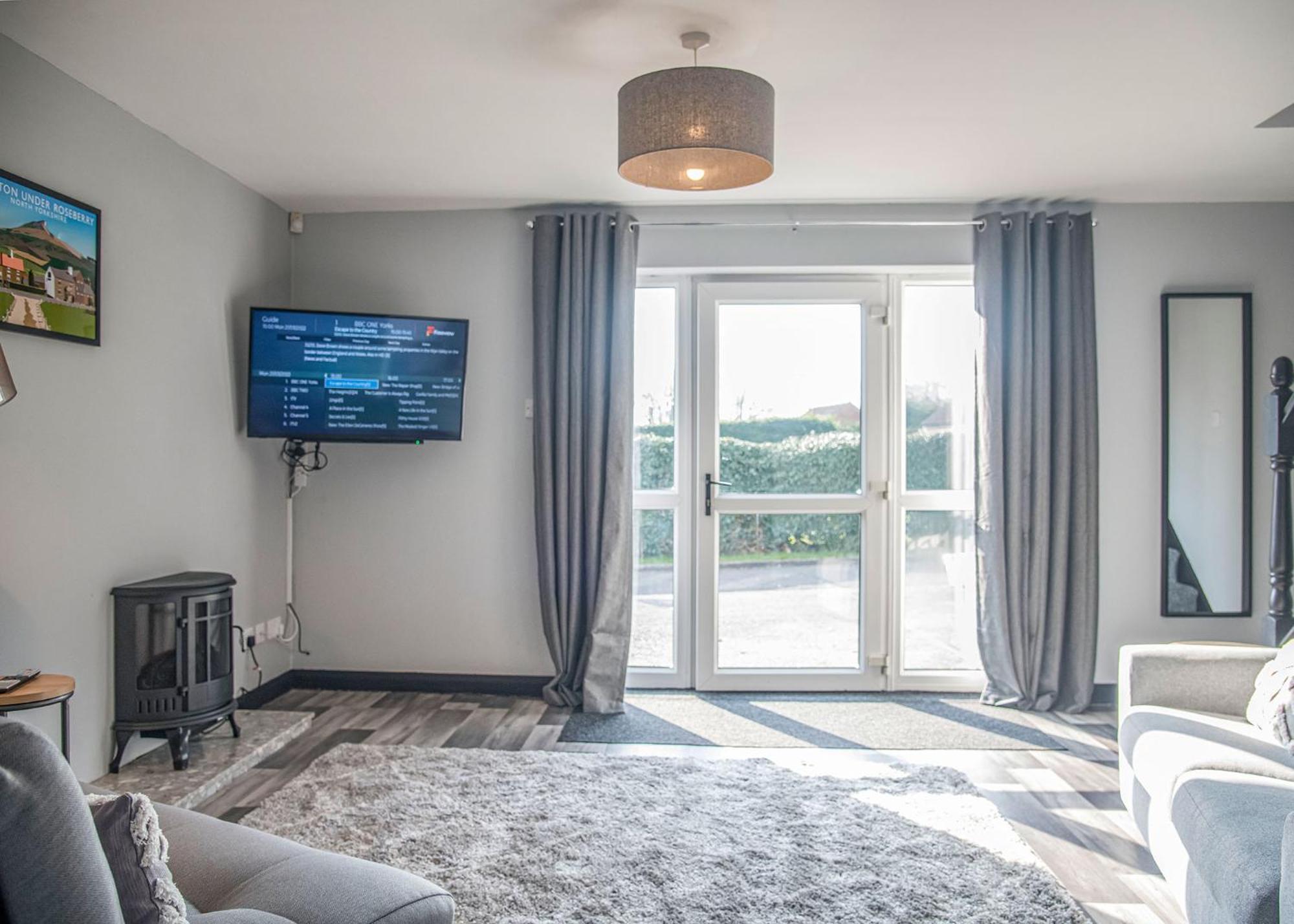 White Rose Country Cottages Thormanby Экстерьер фото